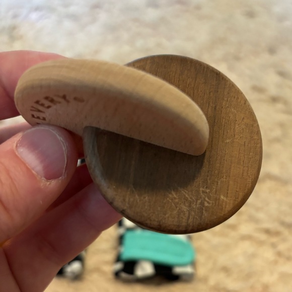 Lovevery lot of 4 playkit items - Picture 6 of 7